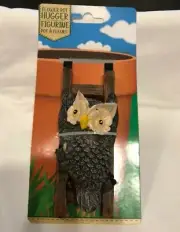 Owl Flower Pot Hugger