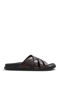 在飛比找ZALORA購物網優惠-Eze Crisscross Sandals