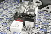 Wiseco Pistons 87.5mm Bore 9.8:1 CR For Honda Acura K20 K20A K20A2 K20Z1 K20Z3 (for: Honda)