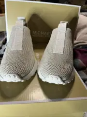 Michael Kors Bodie slip on stretch knit upper shoes cream gold Sparkly size 7