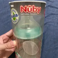 在飛比找蝦皮購物優惠-Nuby 自然乳感系列寬口徑防脹氣玻璃奶瓶