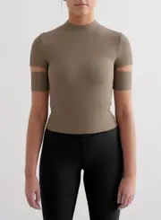 [aim'n] Nougat Ribbed Performance Cut Out Top