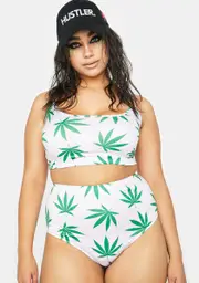 Plus Chill Grazing In The Grass Shorts Set