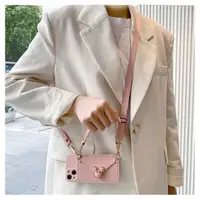 在飛比找蝦皮購物優惠-時尚粉色米奇手機殼帶掛繩皮革錢包卡夾適用於 IPhone 手