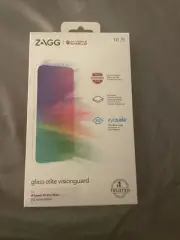 ZAGG InvisibleShield Glass Elite Visionguard Screen Protector iPhone 14 Pro Max