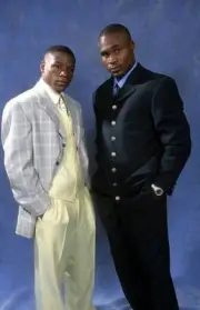 Floyd Mayweather Jr Poses With James Page For A Potrait BOXER BOXING OLD PHOTO 1
