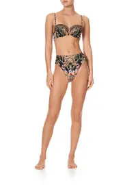 UNDERWIRE BRA A NIGHT IN THE 90S