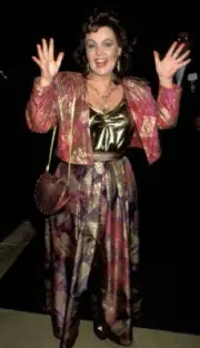 Pauline Collins at The 47th Golden Globe Awards at The Bever - 1989 Old Photo 2