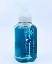 1 Bath Body Works COSMIC BERRY OUT OF THIS WORLD Gentle Clean Foaming Hand Soap