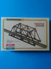 ho scale Bachmann Plasticvillle trestle bridge kit #2810