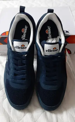 全新正品ELLESSE RUNNER MARINE 愛力艾思 男運動休閒鞋US10.5/EU44/UK9.5