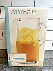 Dailyware Classic Glass Pitcher