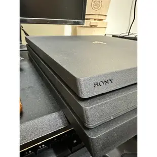 SONY PS4 PRO 1TB 主機