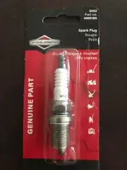 Genuine Briggs & Stratton Small Engine Spark Plug 5092 - RC14YC , RC12YC
