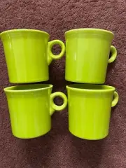 SET 0F 4 FIESTAWARE CHARTREUSE LIME GREEN MUGS COFFEE CUPS HLC USA FIesta