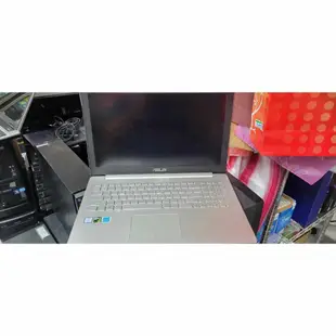 故障品 可開機  ASUS華碩  筆電 i7 6700hq 512 SSD  8G記憶體 3300元不含變壓器