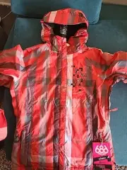 New 686 Kern Womens Snowbording Jacket Red Plaid Small S Ski Snow Insulated