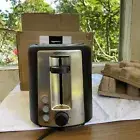Amazon Basic 2-slice Toaster
