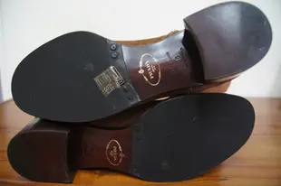 PRADA 棕色麂皮編繩長靴    原價 56800    只賣 12500