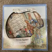 Wedgwood Peter Rabbit Calendar For 2001 Collectors Plate England Original Box