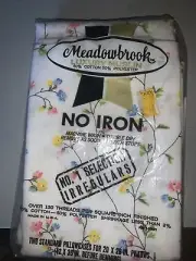 Brand new set 2 meadowbrook Luxury Muslin Standard Pillowcase set Floral