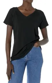 Amazon Essentials Women's Relaxed-Fit Short-Sleeve Lightweight V-Neck T-Shirt, M