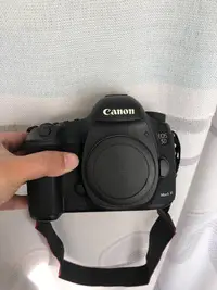 在飛比找Yahoo!奇摩拍賣優惠-佳能 eos 5d3 5d mark iii 全幅單反相機1