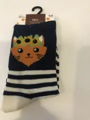 Fall Socks - Kid’s Crew - Fits Shoe Size 5-9 Black & White Striped With Cat