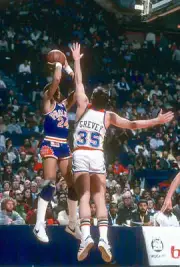 Dennis Johnson of the Phoenix Suns 1981 Baskeball Photo 1