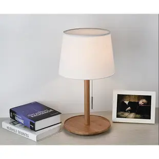 用於臥室裝飾的高端 DB-103 桌面夜燈 - 免費帶專用 LED 燈泡