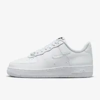 在飛比找momo購物網優惠-【NIKE 耐吉】WMNS AIR FORCE 1 07 S