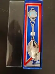 NEW IN BOX Connecticut Sailboat Souvenir Spoon Etched Enameled By Fort