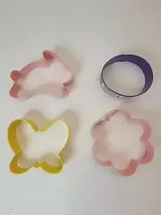 New Wilton Easter Cookie Cutters Set of 4 Metal Bunny Egg Flower Butterfly