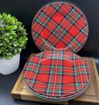 Mikasa Bone China TARTAN RED Plaid Christmas Salad Plates 9" NEW (Set of 4)