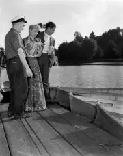 Arthur Lake & Penny Singleton stars of the Blondie show 1930s CBS RADIO PHOTO 4