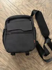 Cwatcun Camera Bag Crossbody Small Camera Case for Lightweight DSLR/Mirrorless