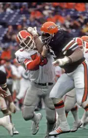 Offensive Lineman Phil Mckinnely Of The Atlanta Falcons 1978 Nfl OLD PHOTO
