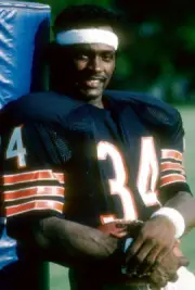 Running Back Walter Payton Of The Chicago Bears 1980 Nfl Photo