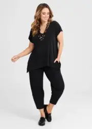 FREE POST NWT TS14+ Taking Shape Tunic Top 18 RRP $79.95