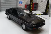 Ford Capri 2.8 Injection Black 1:24 Scale Car Model Bburago