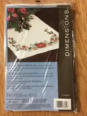 2013 Dimensions CHRISTMAS GREENS Table Runner Embroidery Kit #72-08910 NIP