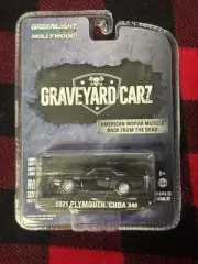 Greenlight Hollywood Series 27 1/64 1971 Plymouth CUDA 340 Graveyard Carz