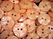 Buttons 21.5mm Apricot 30pc Sewing Clothing Crafts Sew Dressmaking