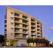 Central Cosmo Apartment Hotel