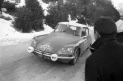 Lucien Bianchi Christian Deferrier Citroen DS21 1968 Rally Car Old Photo