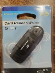 5-in-1 USB 2.0 Card Reader White SD/MMC/RS-MMC