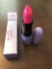 BNIB MAC Cosmetics x Kelly Osbourne Satin Lipstick in Kelly Yum-Yum