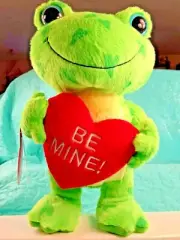 NWT Valentine's Day FROG Hallmark Hearts a Hoppin Plush Sings & Dances 10"
