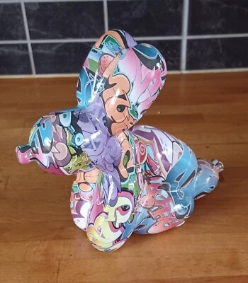 Graffiti art style balloon dog money box by lesser & Pavey, approx 18x7x15cm
