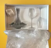 DIOR Crystal Red Wine Decanter And Wine Glasses Gift Set 3 Pieces (Authentic)